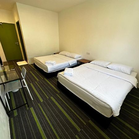 Olive Bedz Hotel タンブン エクステリア 写真