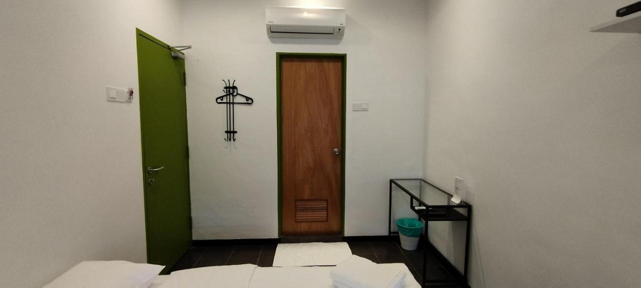 Olive Bedz Hotel タンブン エクステリア 写真