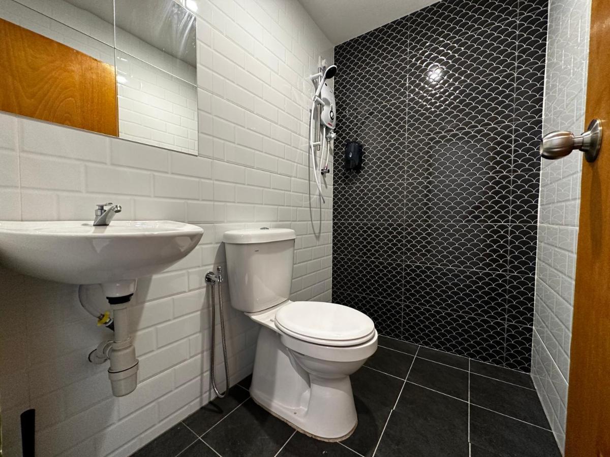 Olive Bedz Hotel タンブン エクステリア 写真